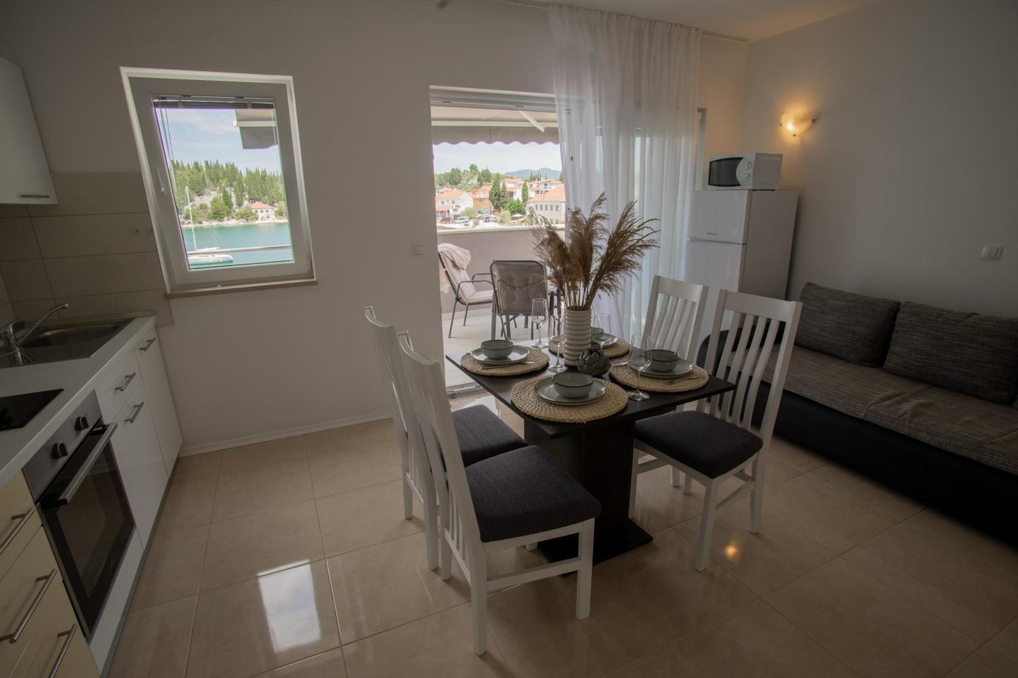 Apartment Antun - Adriatic Coast Retreat Blace Phòng bức ảnh