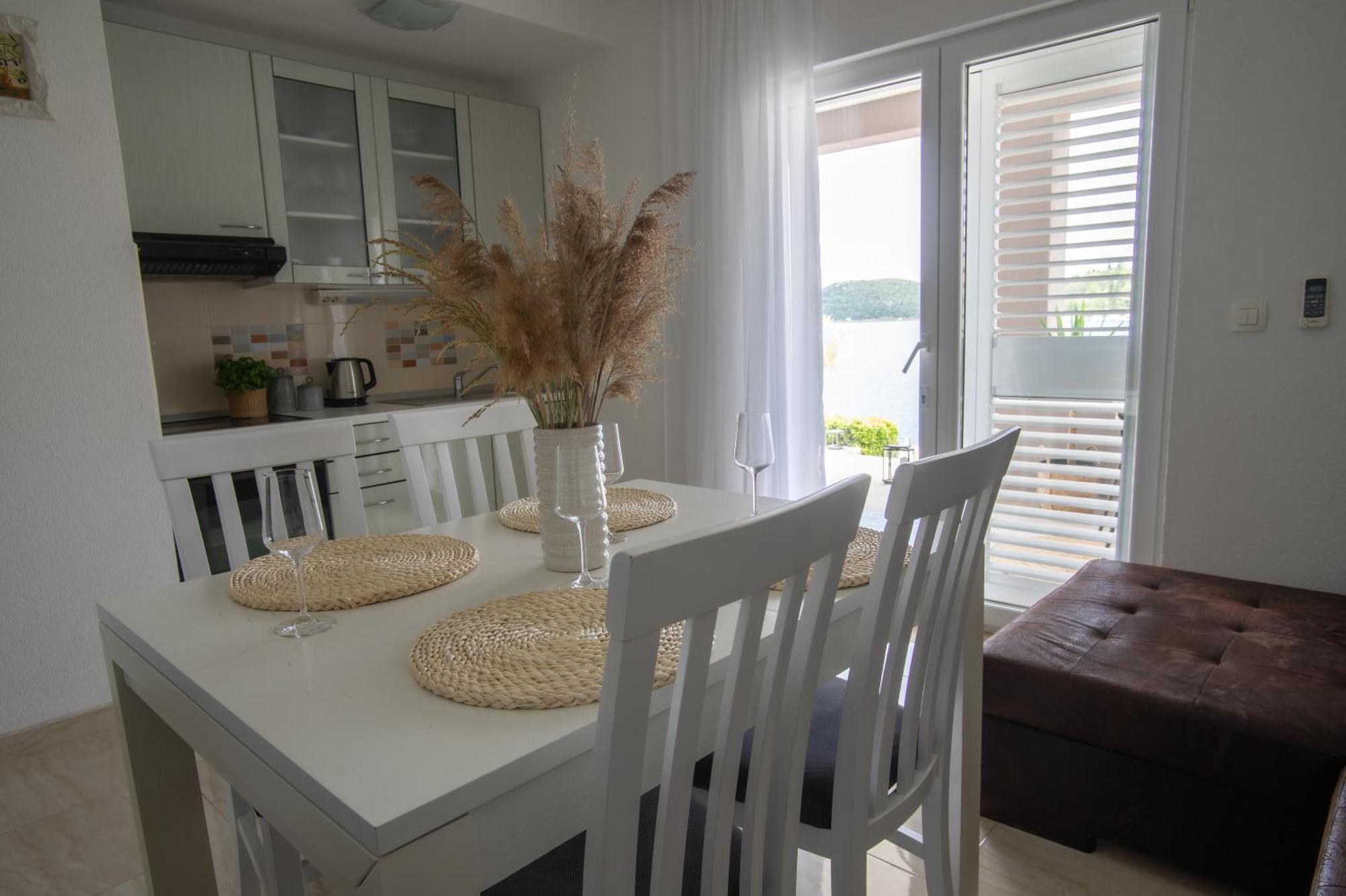 Apartment Antun - Adriatic Coast Retreat Blace Phòng bức ảnh